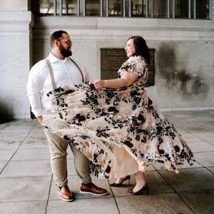 Ivy City Co Size XL Beautiful Dress